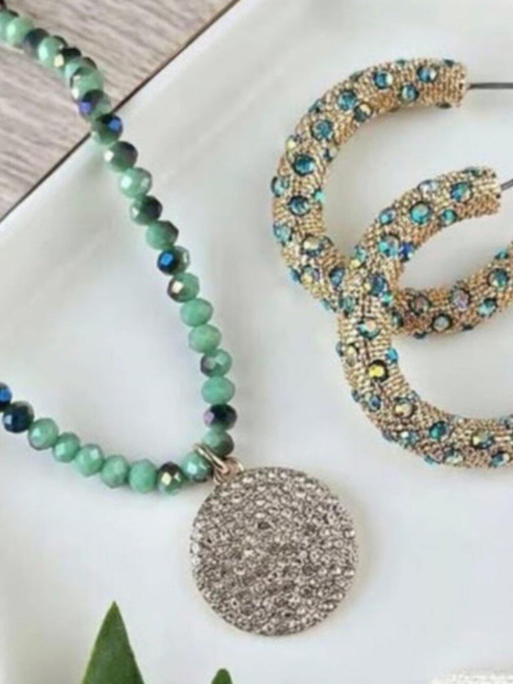 Isla Necklace and Earrings Set